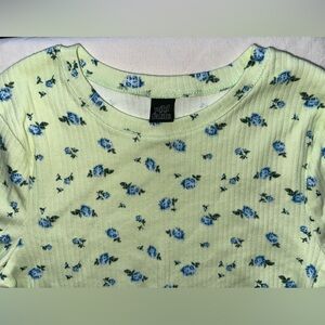 Wild Fable Womens Floral Ribbed Knit Tee Shirt, Green/Blue Size M